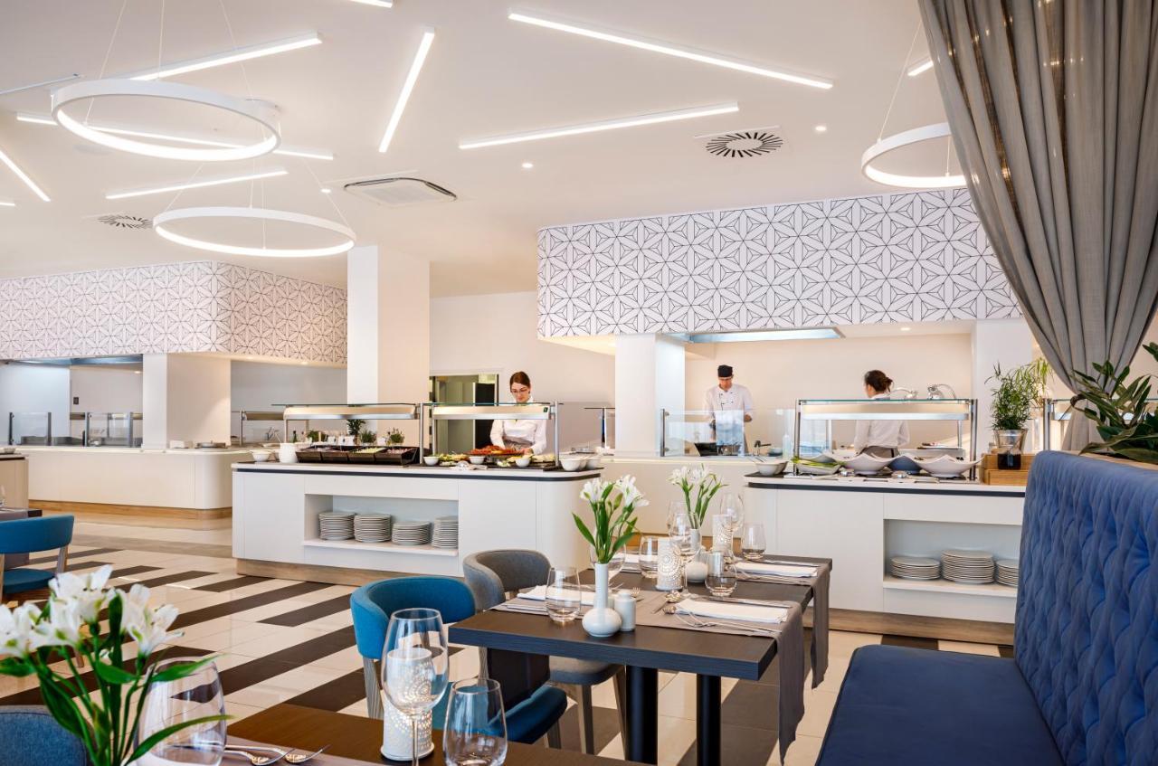 Valamar Carolina Hotel & Villas Kampor Dış mekan fotoğraf